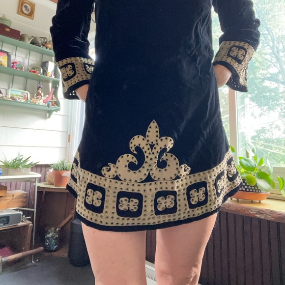 Elegant 60s velvet mini dress from London - Picture 5 of 14